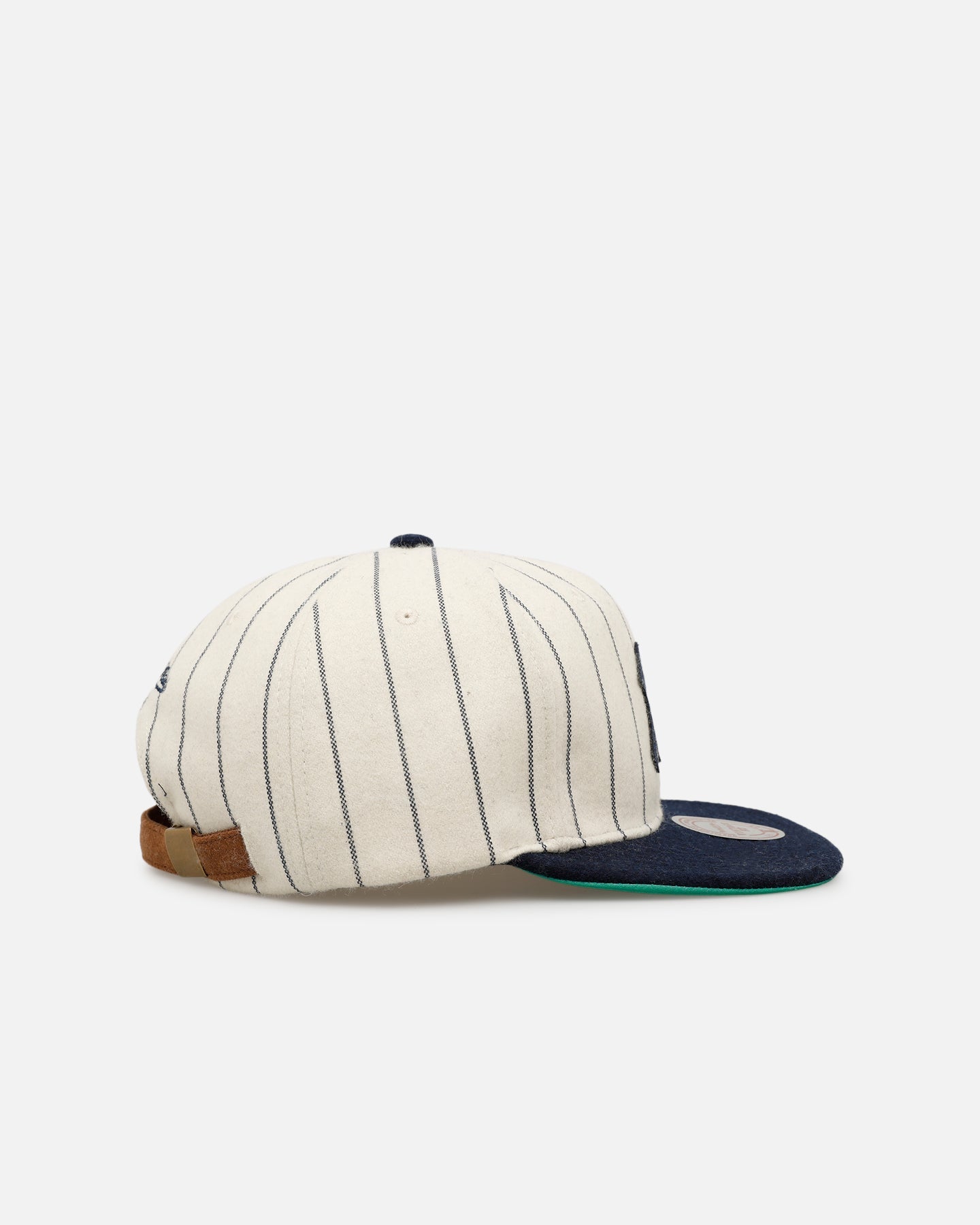 Mitchell & Ness New York Yankees 'Vintage Baseball' Vintage Fit Strapback Off White