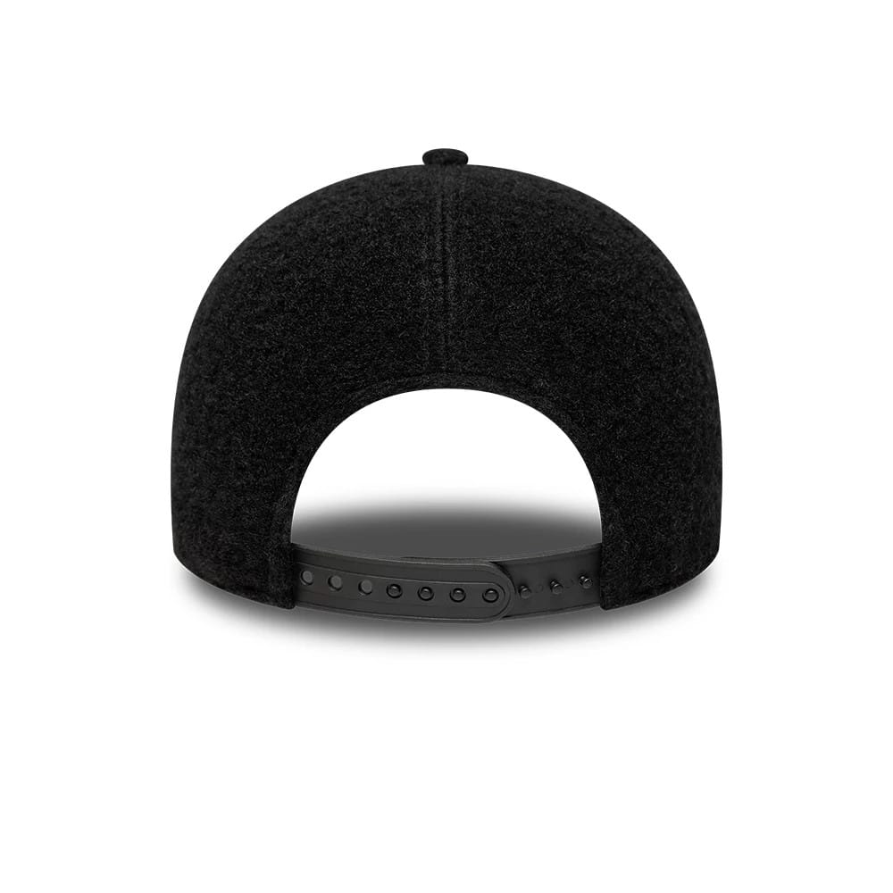 New York Yankees MLB Winter Borg Black 9FORTY Adjustable Cap