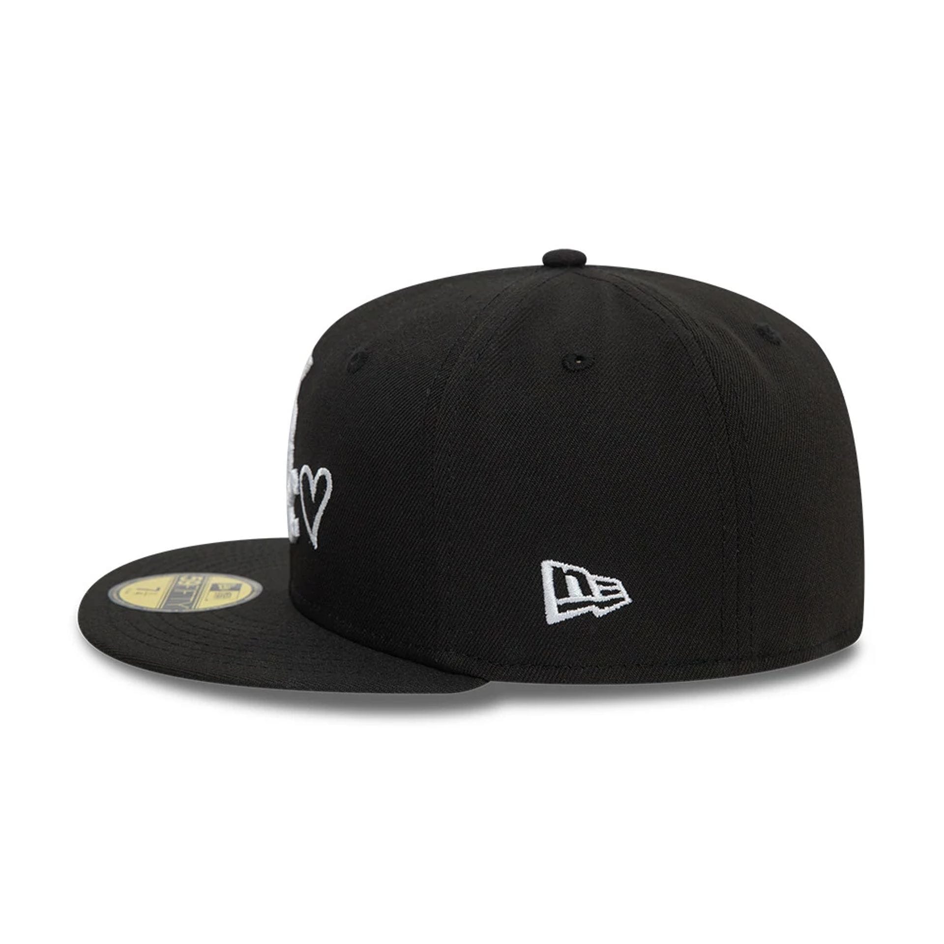 Chicago White Sox MLB Heart Icon Black 59FIFTY Fitted Cap