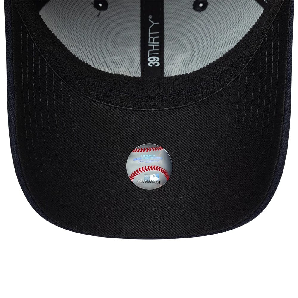 New York Yankees MLB Classic Navy 39THIRTY Stretch Fit Cap