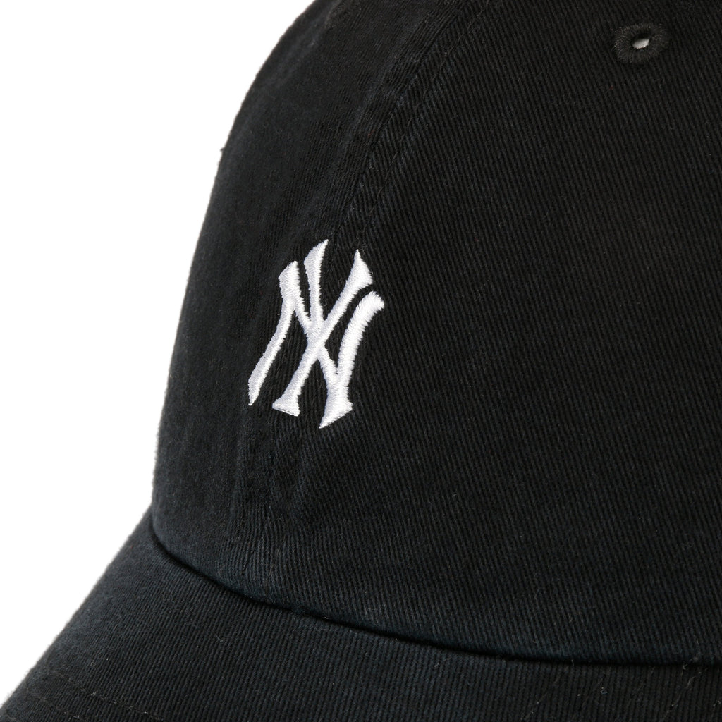 MLB Yankees Base Runner Cap